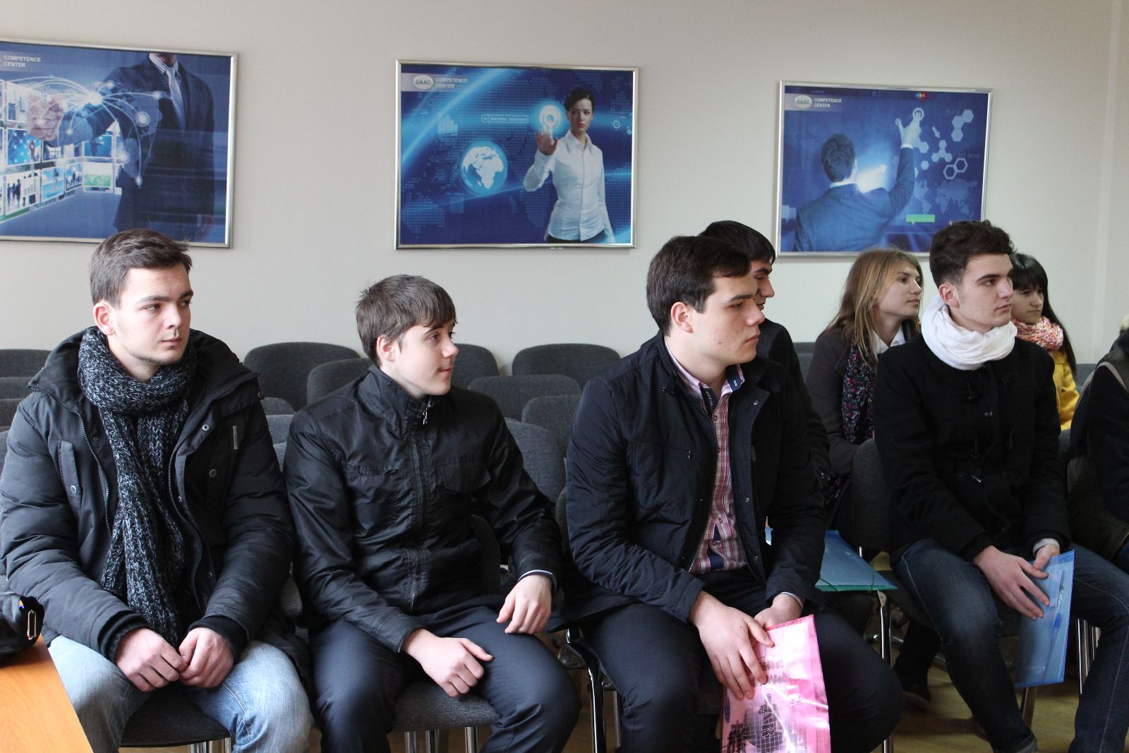 ”Job Shadow Day” la holdingul DAAC